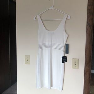 Lulu’s White mini dress bodycon Size Small.